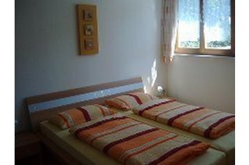 Germania Privát Steinen, Exteriorul